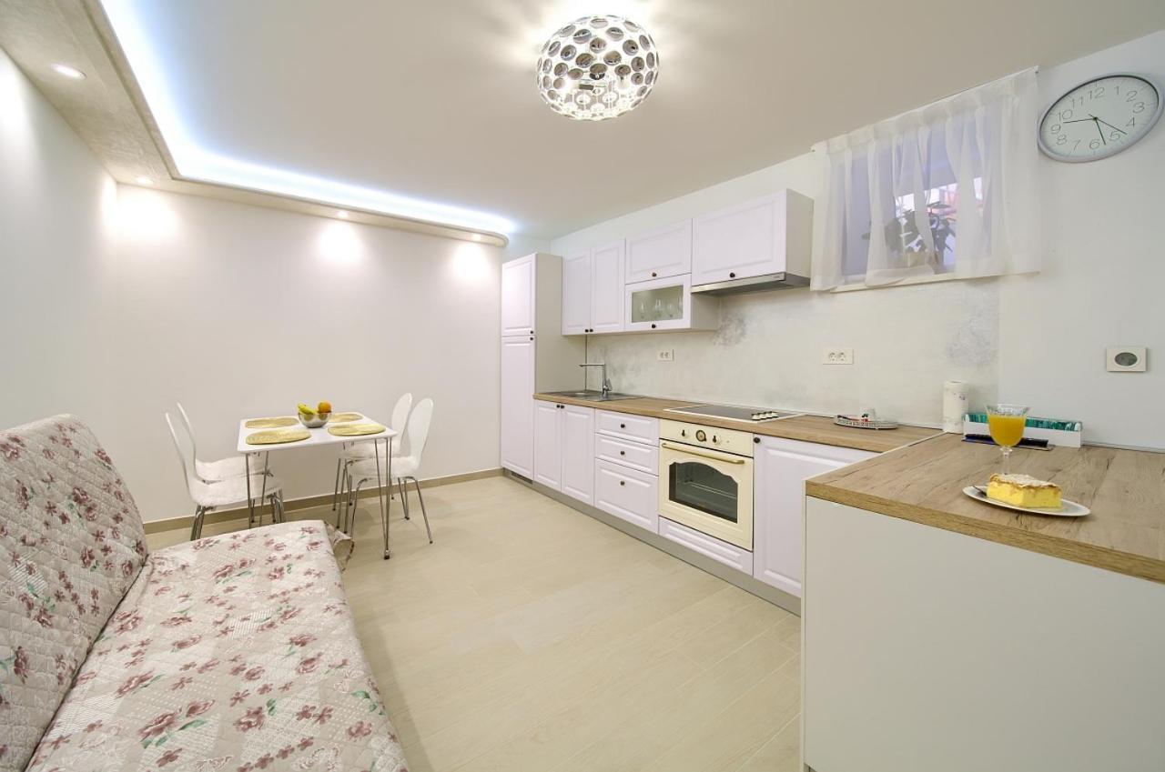 Casa Aurelia - Mali Tone Apartment Krk Town Luaran gambar